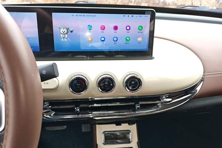 Used Wuling Bingo 2023 333 km Lingxi Connected+ Version