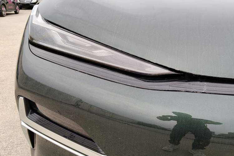 Used Geely Galaxy 8 2025 130km EM-P Starship Edition
