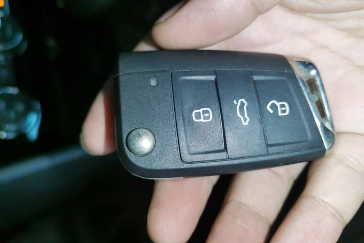 Used Volkswagen Tharu 2020 330TSI All-Wheel-Drive Luxury Edition China VI Standard