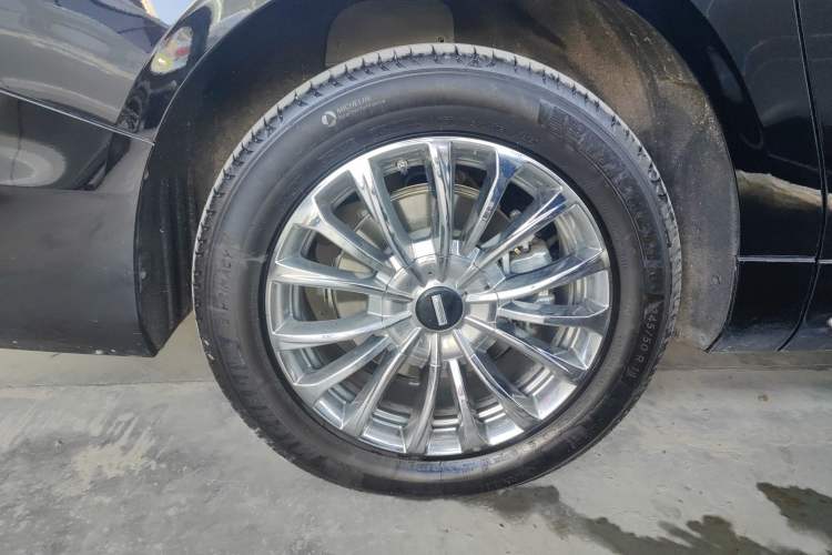 Used Wey Gaoshan 2025 Four-Wheel Drive Alpine 8 Right Rear Wheel Hub