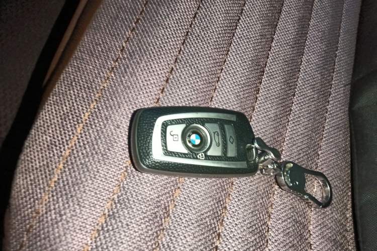 Used BMW 5 Series 2015 520i Elegant Edition