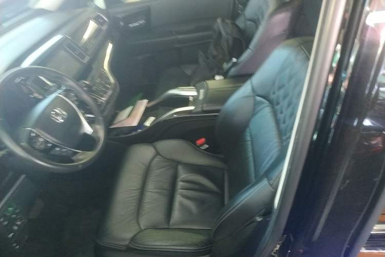 Used Honda Elysion 2019 2.0L Hybrid Luxury Edition Left Front Seat