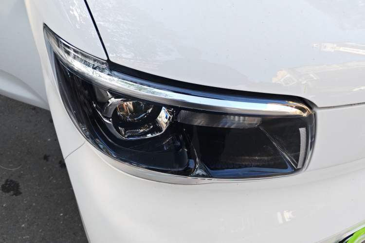 Used Wuling Zhiguang New Energy 2025 Standard Model