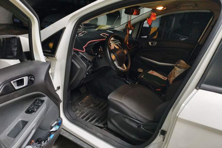 Used Ford EcoSport 2013 1.5L Automatic Fashion Model Driver Seat