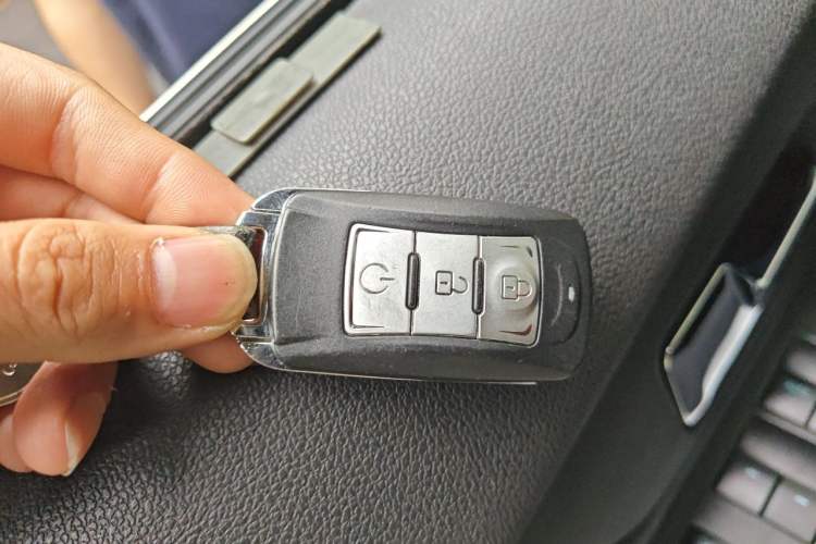 Used Ford Edge 2012 2.0T Elite Edition