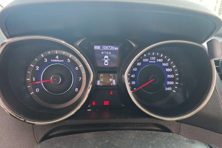 Used Hyundai Elantra (5th Generation / Langdong) 2012 1.6L Manual Leading Model