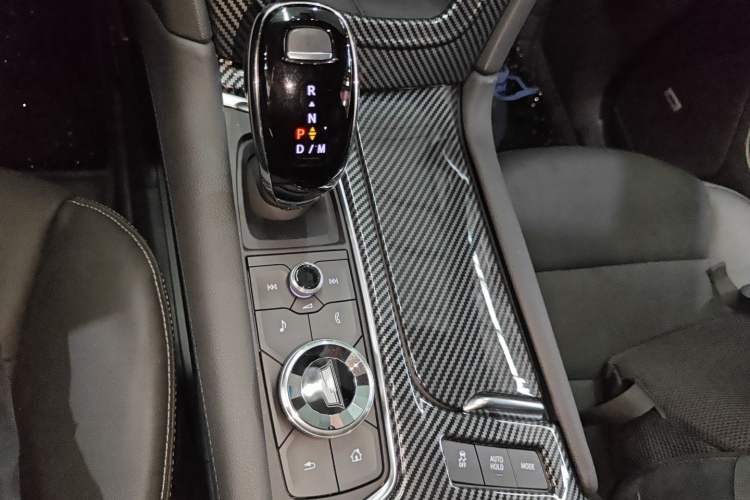 Used Cadillac XT6 2022 2.0T Six-Seater Four-Wheel-Drive Prestige Version
