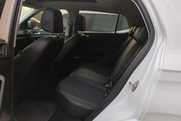 Used Volkswagen Tacqua 2020 1.5L Automatic Yue