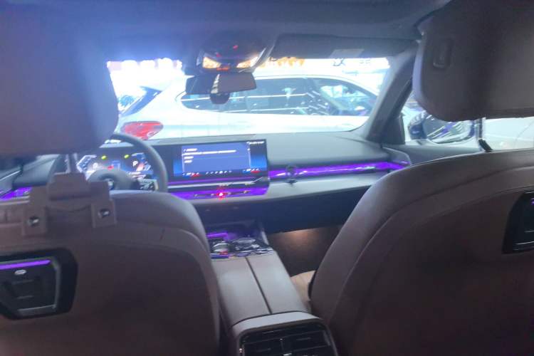 Used BMW 5 Series 2024 530Li Leading Model M Sport Package