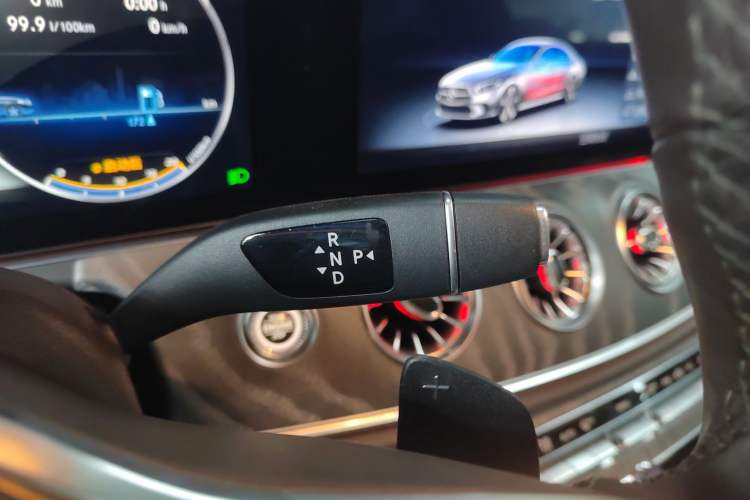 Used Mercedes-Benz CLS 2018 CLS 300 Luxury Model Gear Lever