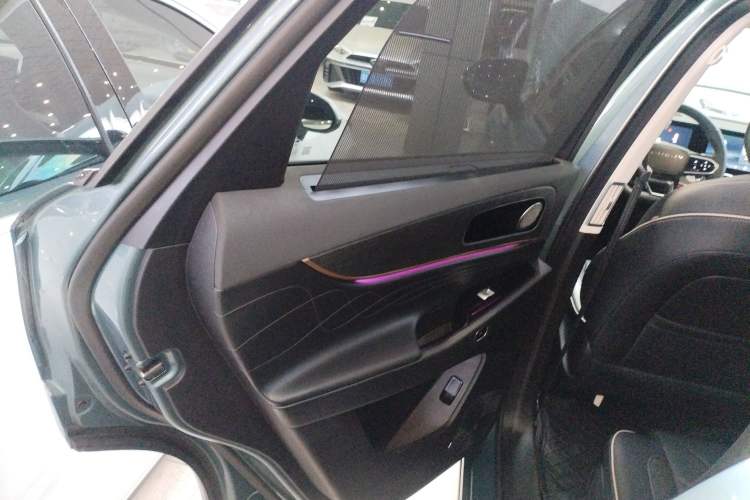 Used Chery Tiggo 9 2023 2.0T Dual-Clutch Two-Wheel Drive Prestige Version 5 Seats