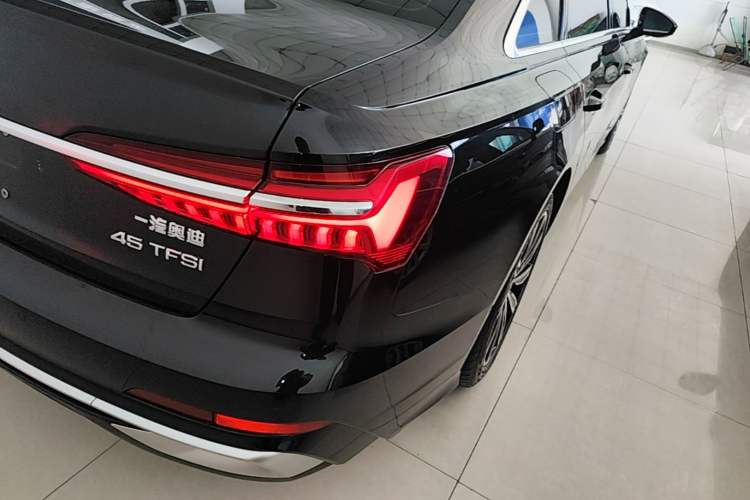 Used Audi A6L 2023 Revised 45 TFSI Prestige Dynamic Edition
