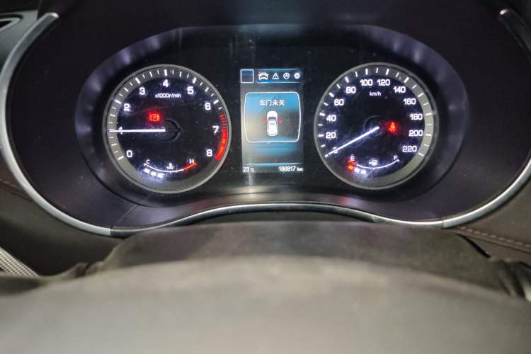 Used CHANGAN CS55 2017 1.5T Manual Xuan Dong Model Odometer Close Up