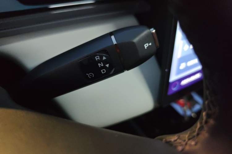 Used Mazda EZ-60 2025 Model Range-Extended 200 Max
