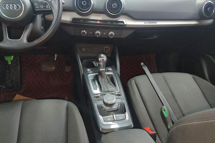 Used Audi Q2L 2021 35 TFSI Progressive Dynamic Edition
