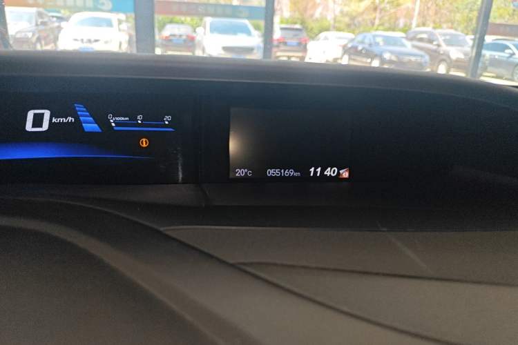 Used Honda Civic 2014 1.8L automatic comfort version Instrument Cluster