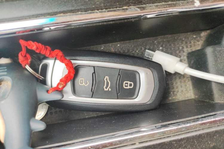 Used Geely Auto Emgrand 2017 Sedan Million Edition 1.5L Manual - Upward Version