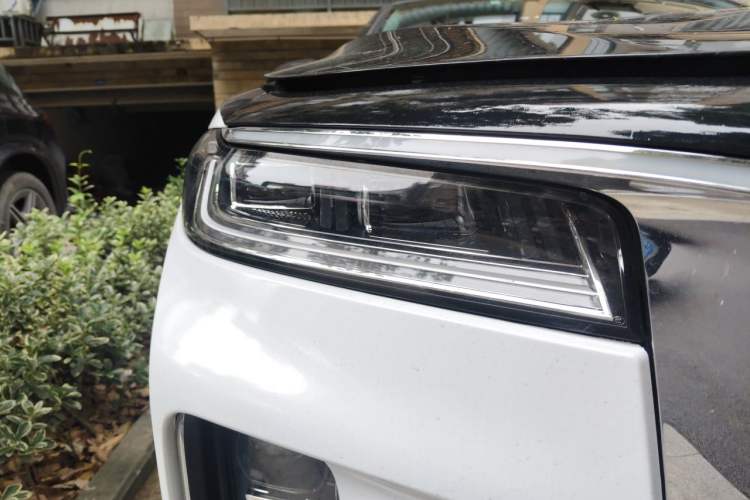 Used Hongqi H9 2022 2.0T Smart Connect Flagship Edition
