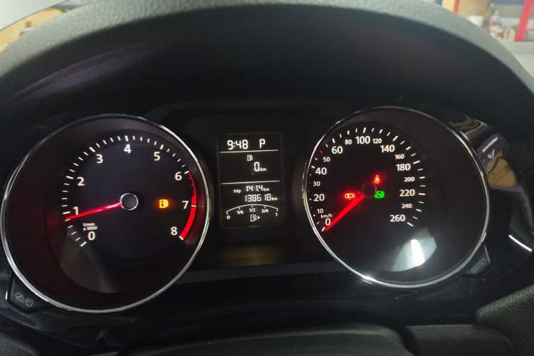 Used Volkswagen Sagitar 2017 1.6L Automatic Comfort Model Instrument Cluster