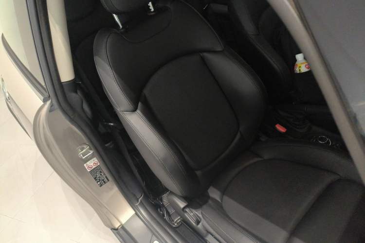 Used MINI MINI 2022 2.0T COOPER S Classic Edition