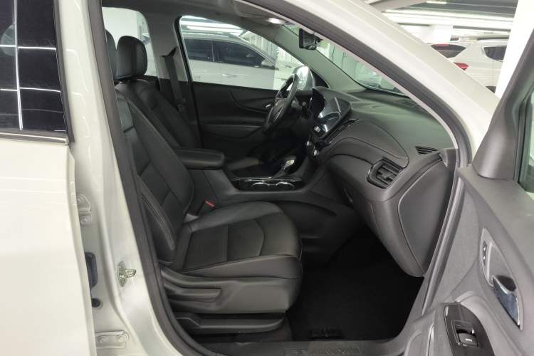 Used Chevrolet Equinox 2022 535T YuJie Edition