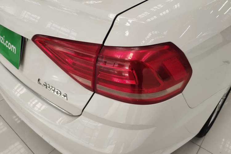 Used Volkswagen Lavida 2018 Classic 1.5L Automatic Comfort Edition China VI Standard