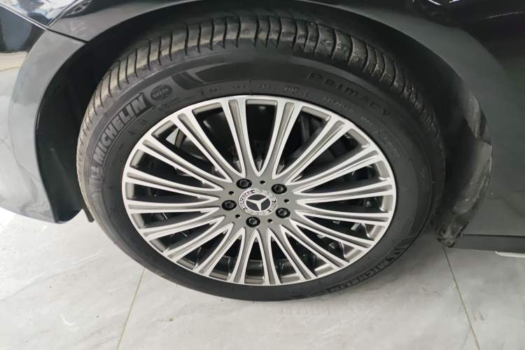 Used Mercedes-Benz E-Class 2018 Restyled E 300 L Sport Luxury Edition
