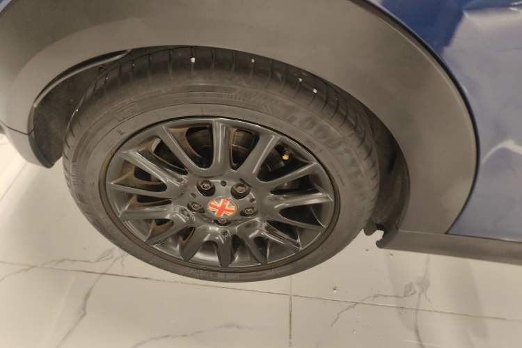 Used MINI 2014 1.2T ONE+ Exterior 5