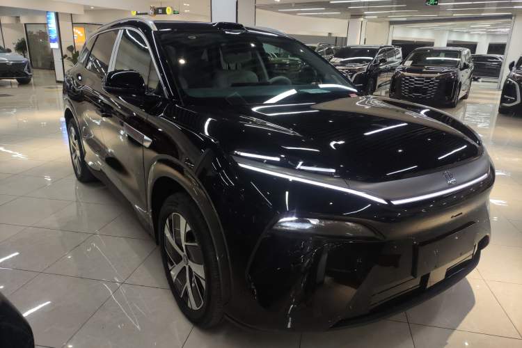 Used BYD Tang L 2025 EV with 670 km Range LiDAR and Premium Features
