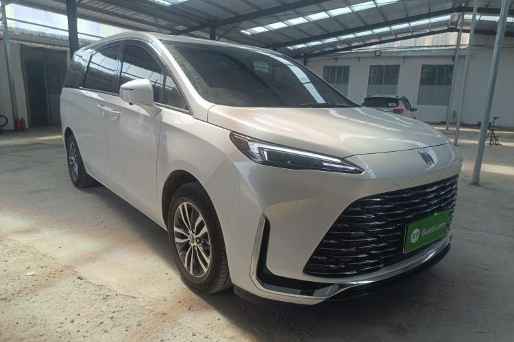 Used Buick GL8 2025 Model Land Cruiser Business Class Comfort DG Edition