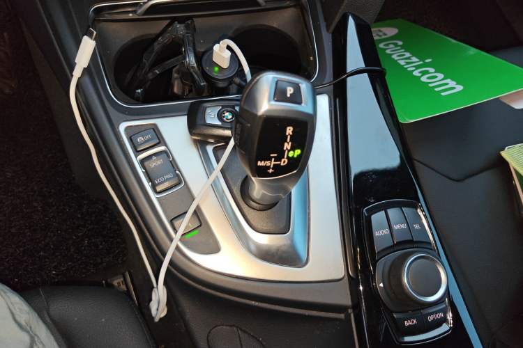 Used BMW 3 Series 2016 320Li Luxury Design Package
