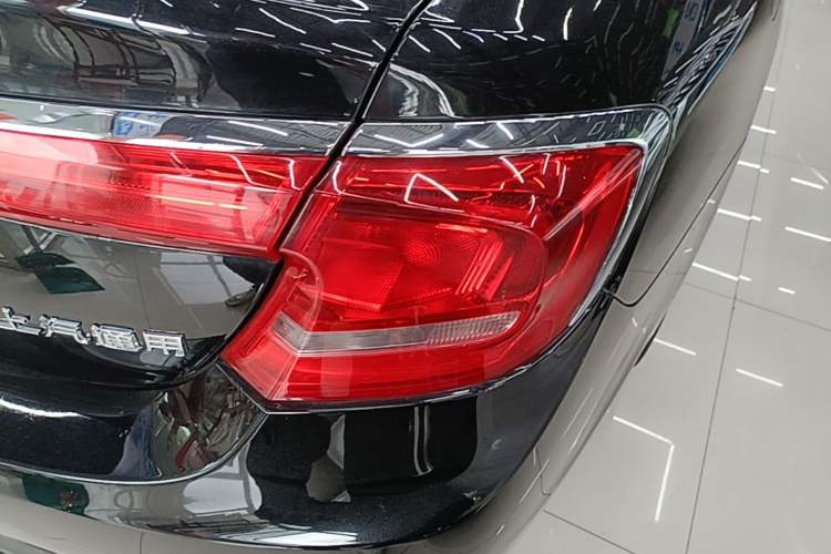 Used Buick LaCrosse 2016 28T Luxury Version