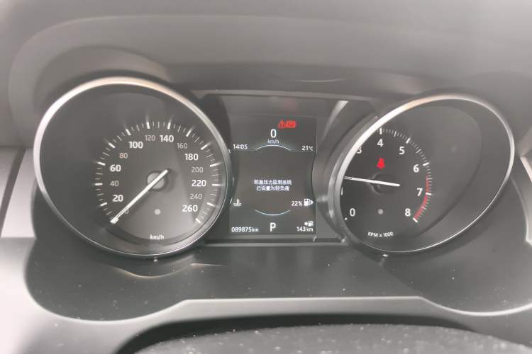 Used Land Rover Range Evoque 2018 240 PS SE Smart Brilliance Edition Instrument Cluster