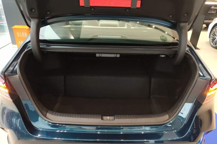 Used Honda Inspire New Energy 2023 ePHEV Prestige Edition