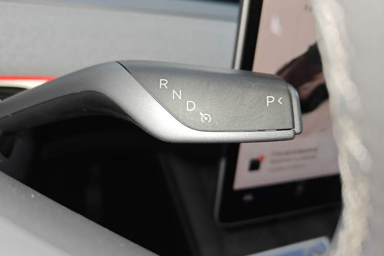 Used Tesla Model Y 2023 Rear-Wheel-Drive Version Gear Lever