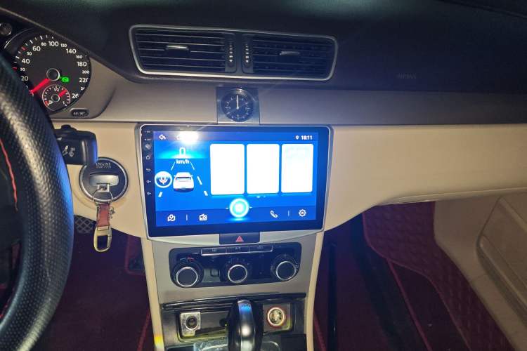 Used Volkswagen Magotan 2013 1.8TSI Premier Model Audio And AC Panel