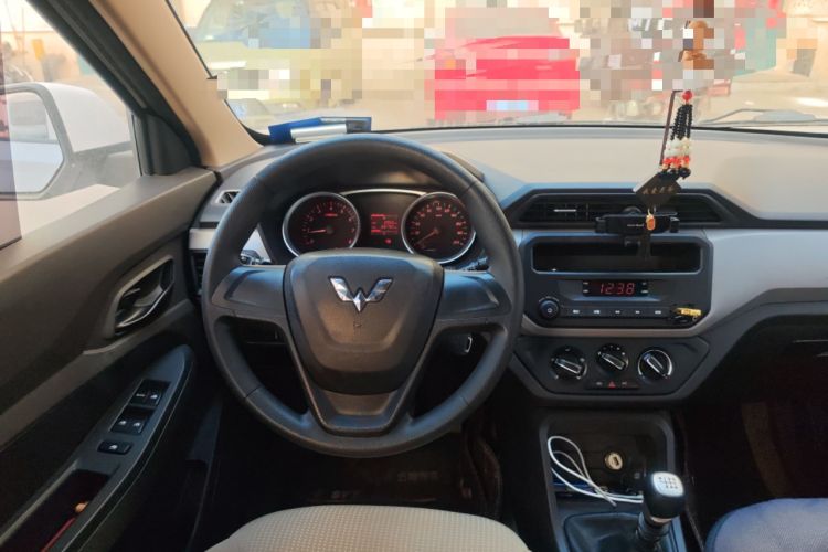 Used Wuling Hongguang 2019 1.5L S Standard Version China VI LAR