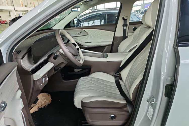 Used EXEED Stellar C-DM 2024 1.5T Long-Range Pro
