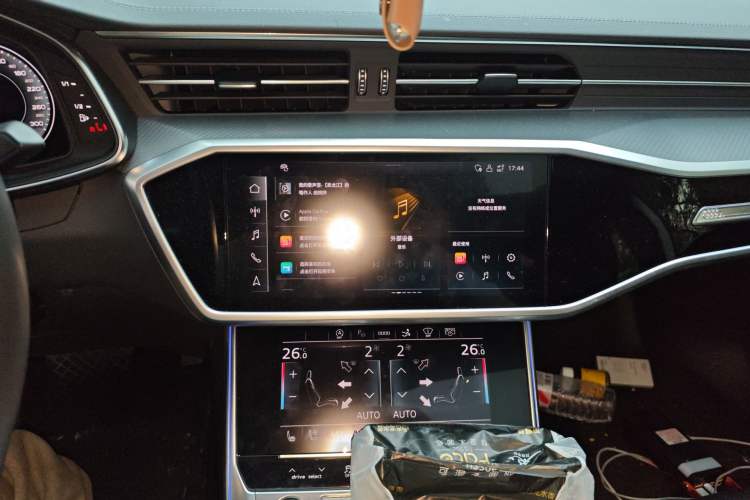 Used Audi A7 2024 45 TFSI Prestige Edition Audio And AC Panel