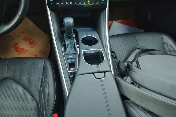 Used Toyota Avalon 2023 Dual-Motor 2.5L XLE Prestige Edition