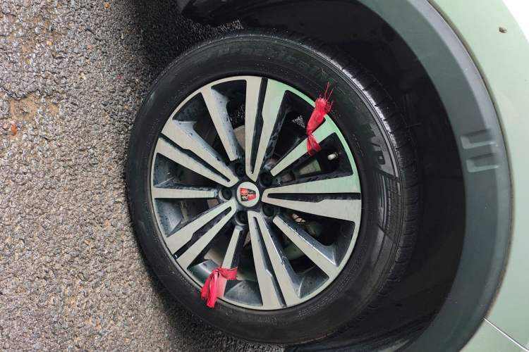 Used Roewe RX5 New Energy 2017 eRX5 50T Hybrid Connected Prestige Flagship Edition
