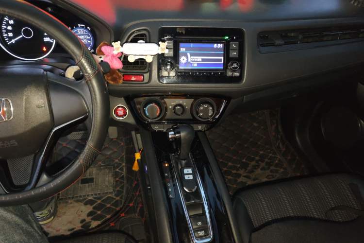 Used Honda Vezel 2017 1.8L CVT Front-Wheel Drive Pioneer Edition