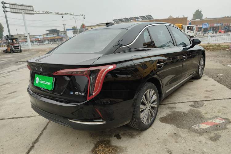 Used Hongqi E-QM5 2022 431 km Charge & Enjoy Edition
