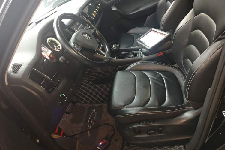 Used Skoda Kodiaq 2017 TSI330 7-Seater Two-Wheel-Drive Luxury Edition Left Front Seat