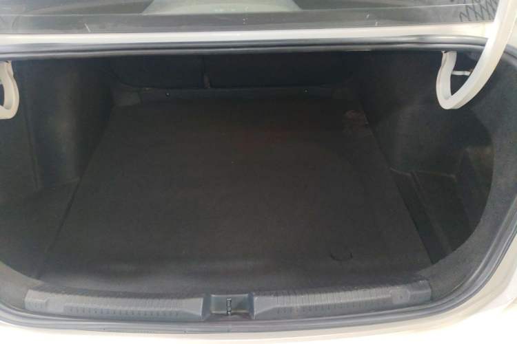 Used Volkswagen Lavida 2021 1.5L Automatic Vision Edition
