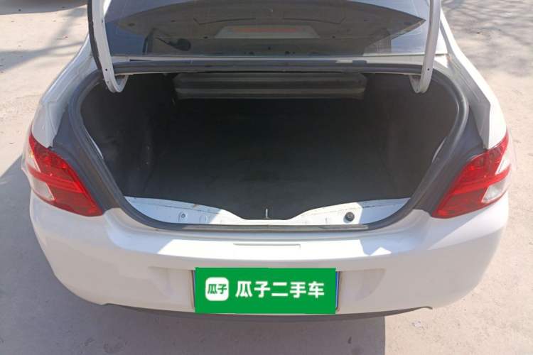 Used Peugeot 301 2016 1.6L Manual Happiness Edition