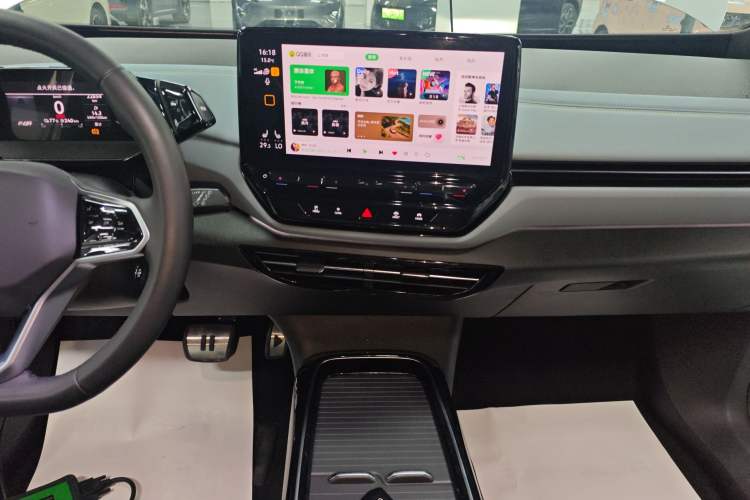 Used Volkswagen ID.4 X 2024 Pure & Smart Edition