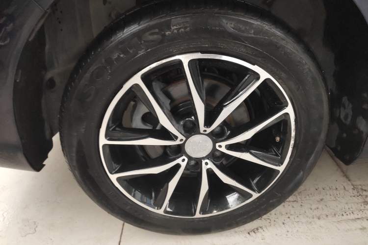 Used BYD Song MAX 2017 1.5T Automatic Smart Connect Elite 7-Seater
