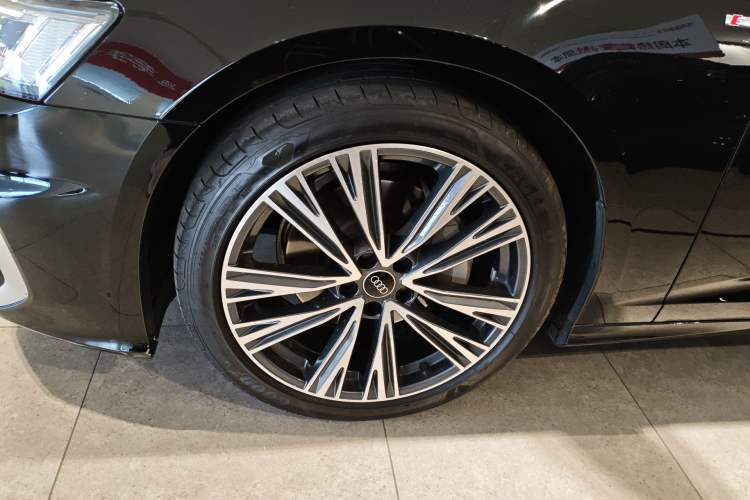 Used Audi A6L 2023 45 TFSI Prestige Dynamic Edition Left Front Wheel Hub