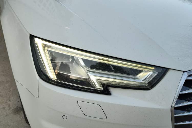 Used Audi A4L 2018 30th Anniversary Edition 40 TFSI Trendy Model
